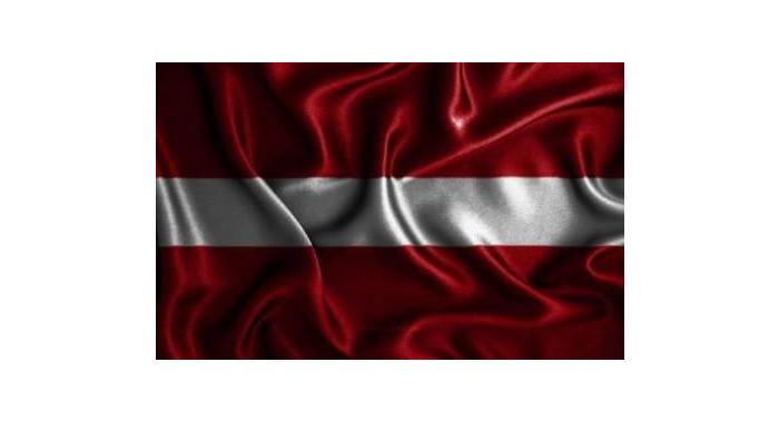 ka-uzglabat-Latvijas-karogu